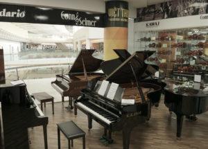 Các điểm cần chú ý khi mua đàn piano cơ