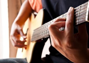 Kỹ thuật xử lý tác phẩm khi chơi đàn guitar